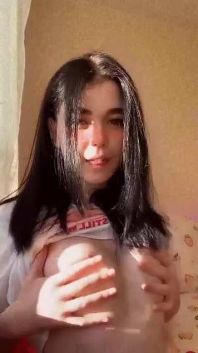 Adorable Reveal Before Spanking Her Amazing Ass