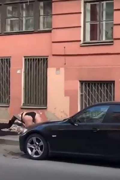 Fighting on a balcony.