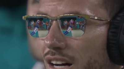 Sherfield dragged his feet! Touchdown!