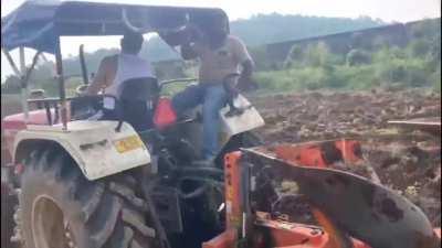 BCCI has hired new pitch curator for the first test of BGT.