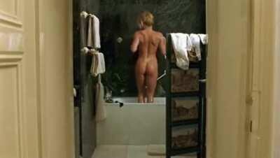 Sable's bare buttocks in The Final Victim