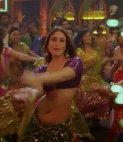 Indian actress Kareena Kapoor. Look at that belly jiggle!