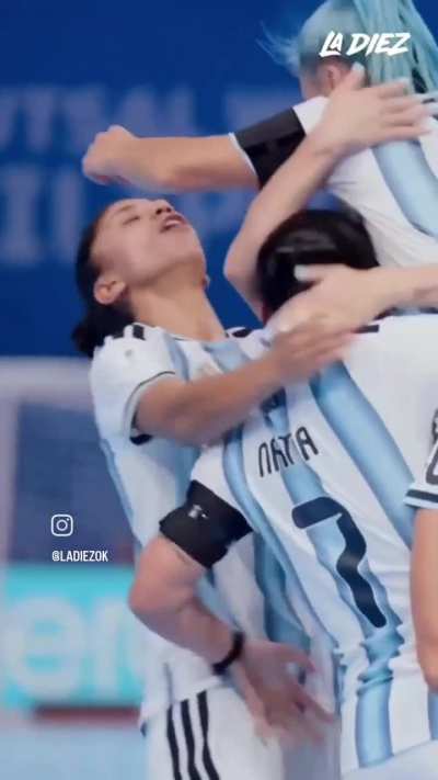 La selección femenina de futbol sala ya se encuentr en 4tos de final del mundial: Muchachaaaasss 🎶🎶