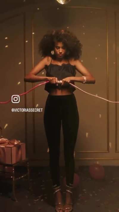 VS IG Reel - Holiday Party with The Spice Girls