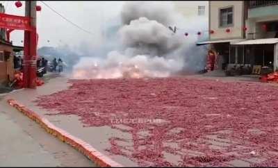Mega firecrackers