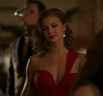 Emily vancamp