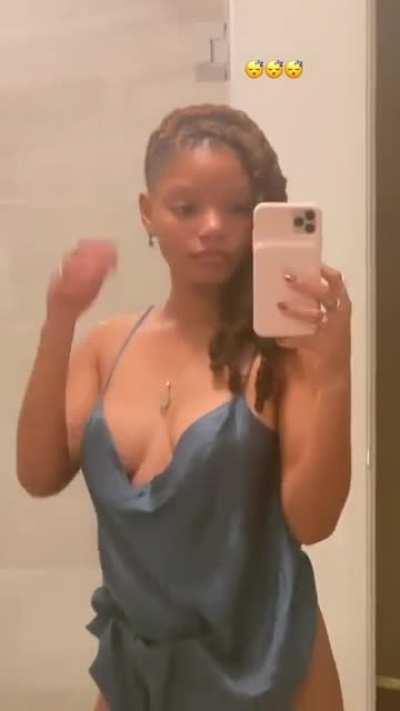 Feelin Sexy in the mirror 🔥