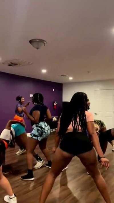 Kay.love and the women