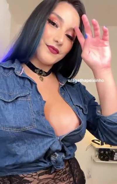 This blouse is an invitation for you to have sex with me on the first date