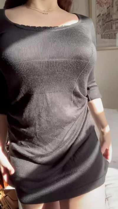 Morning sun on my pussy lips and puffy titties makes my day so much better