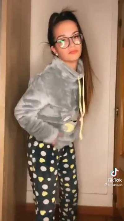 Esos sentones🍑🔥🇪🇸