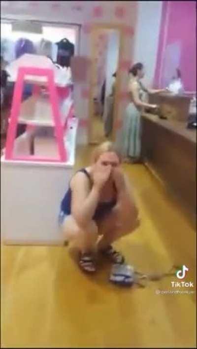 This lady acting like a 6 year old throwing a tantrum