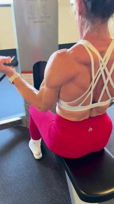 2 weeks out from her show. 48 years old. ❤️