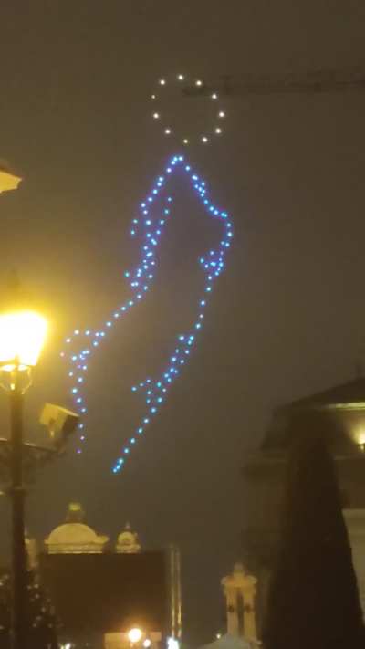 Drón-show a Szent György térről a tüntetés után