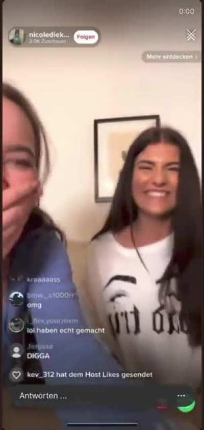 Nicole und elisa 🍒