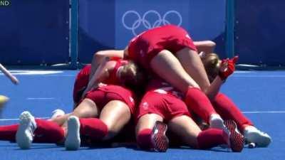 GB hockey 🍑👋