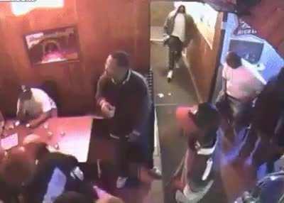 Bouncer fights off gunman