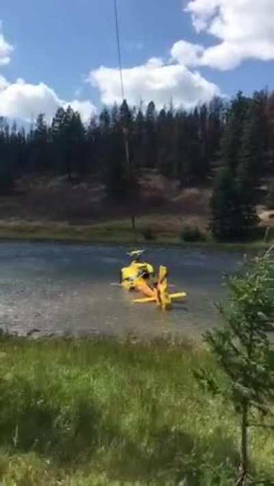 How slinging a helicopter should look.