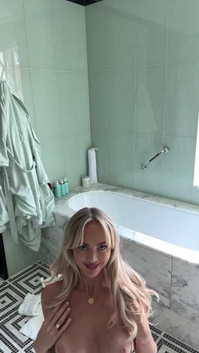 Let’s give you a perfect blonde suck