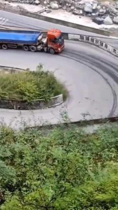 Two identical idiots