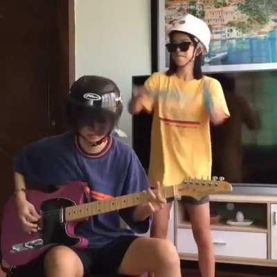 Flip flops is the key to music