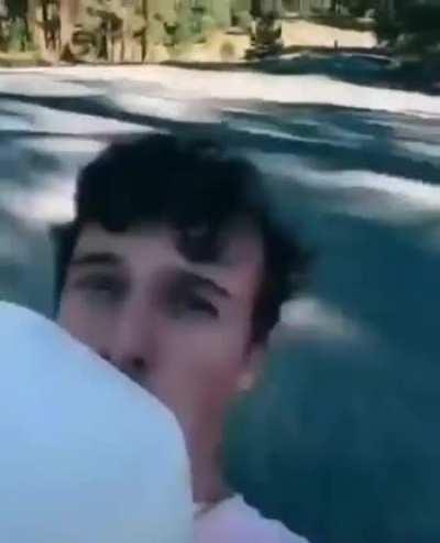 Skateboarding backwards with no helmet whilst drinking milk..... as you do 👌👌