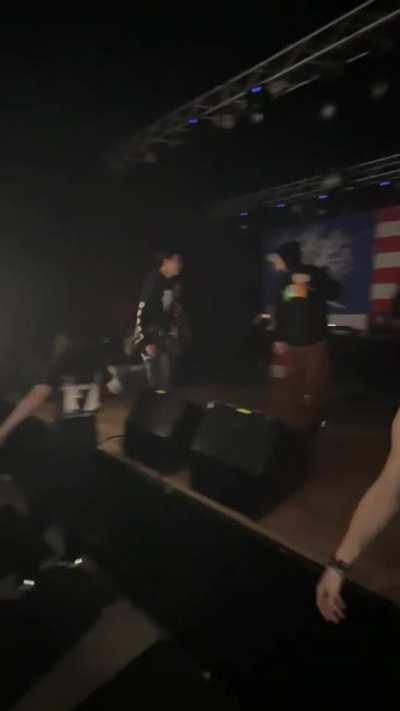 as much as some of you found this funny, i got really sad because i realy love this song and it threw everything off 🥲