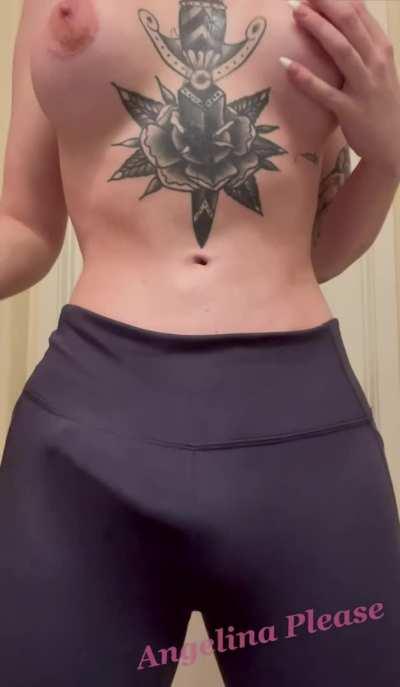 Wonder why everyone at the gym was staring… 😏🥴 by tsangelinaplease