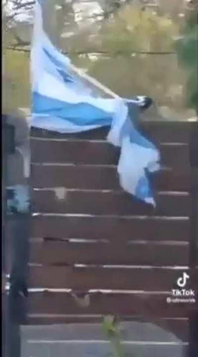 to put up a flag