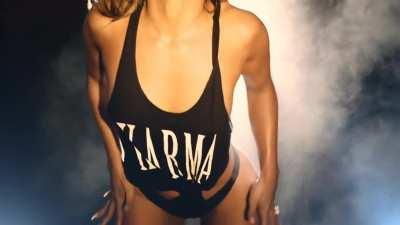 J Lo Is The Perfect Masturbation Material! 😍🤤😍🤤🍆🍆🍆🥴🥴🥴💦💦💦💦