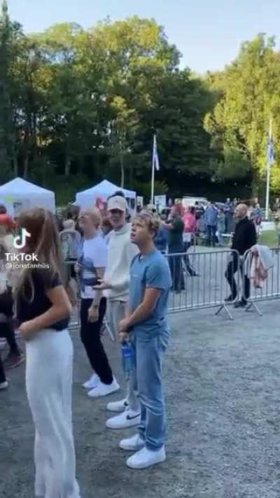 Woah dude.. nature and shit is crazy