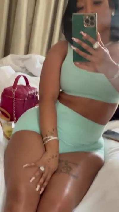 K. Michelle: Instagram 7/10