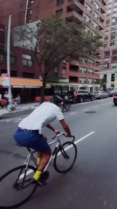 Im very cool putting people in danger look at me!