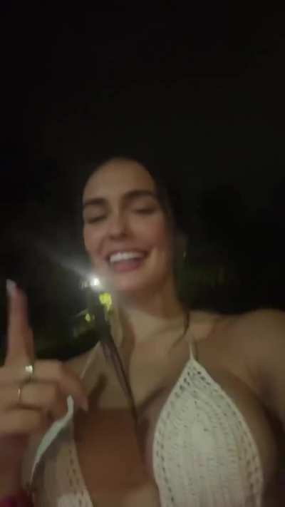 Larissa_santos - Video #2431