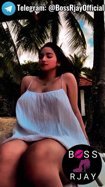 STARING AT MY DRESS? 👀👗