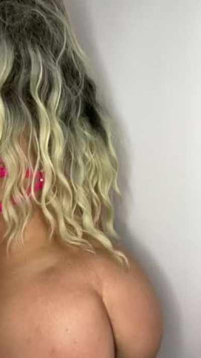 Showing my son where i have pains, because a lick from my son makes magic