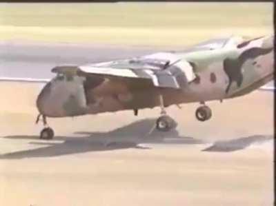 RAAF de Havilland Canada DHC-4 Caribou performs a 