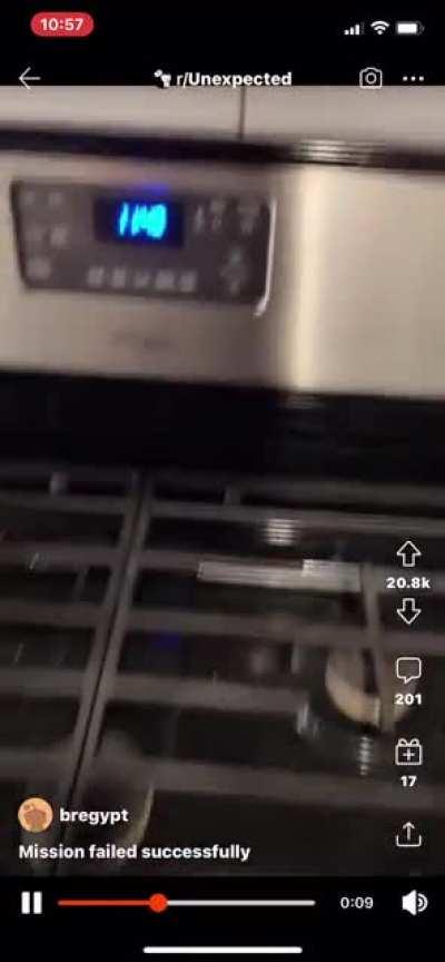 I don’t see nothing but a cookie 👀