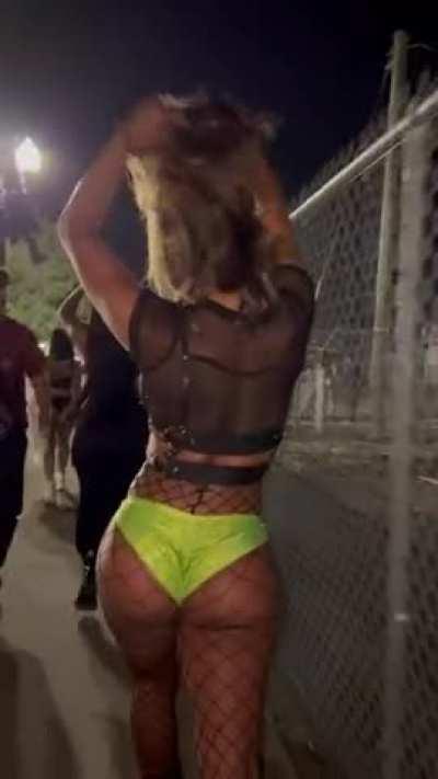 Look what a beautiful thing