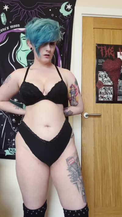 so wild when I strip