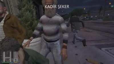 Kadir Şeker kadın haklarını savunuyor