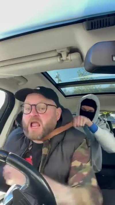 Haha, the old two finger trick…