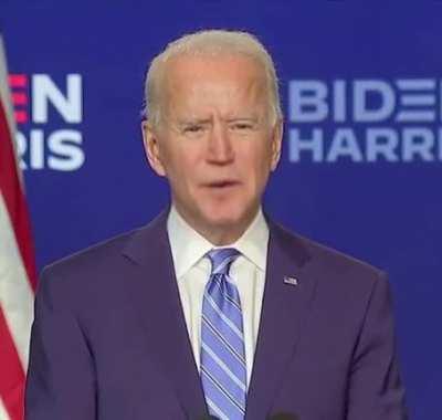 when doo shows his feet