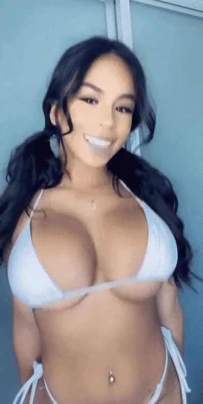 Jiggle, jiggle, jiggle 😍