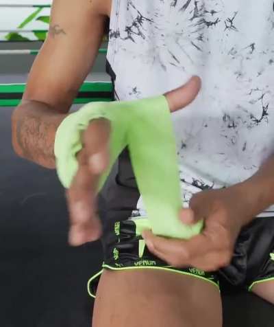 World Muai Thai champ wrapping his hand