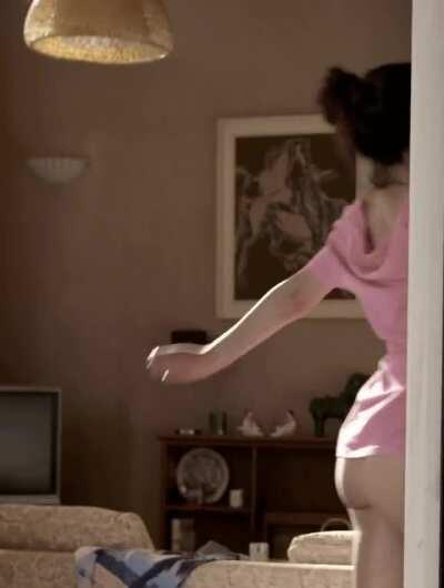 Nathalie Emmanuel teasing her ass