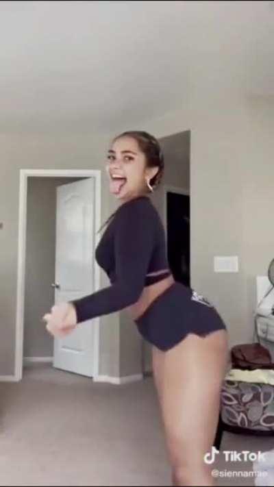 made a 3sec slow vid of sienna