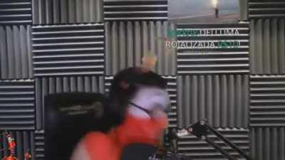 Aumenta o volume, n̶ã̶o̶ acredita em mim