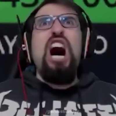 ernest khalimov'un öldüğünü duyan enjoyerlar olur gibi: