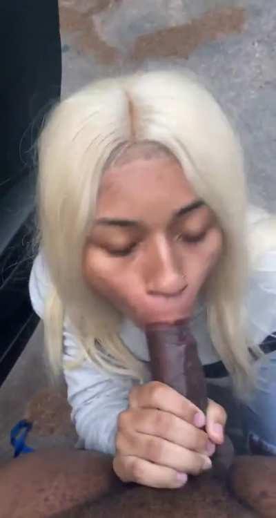 Throat baby 👅💦